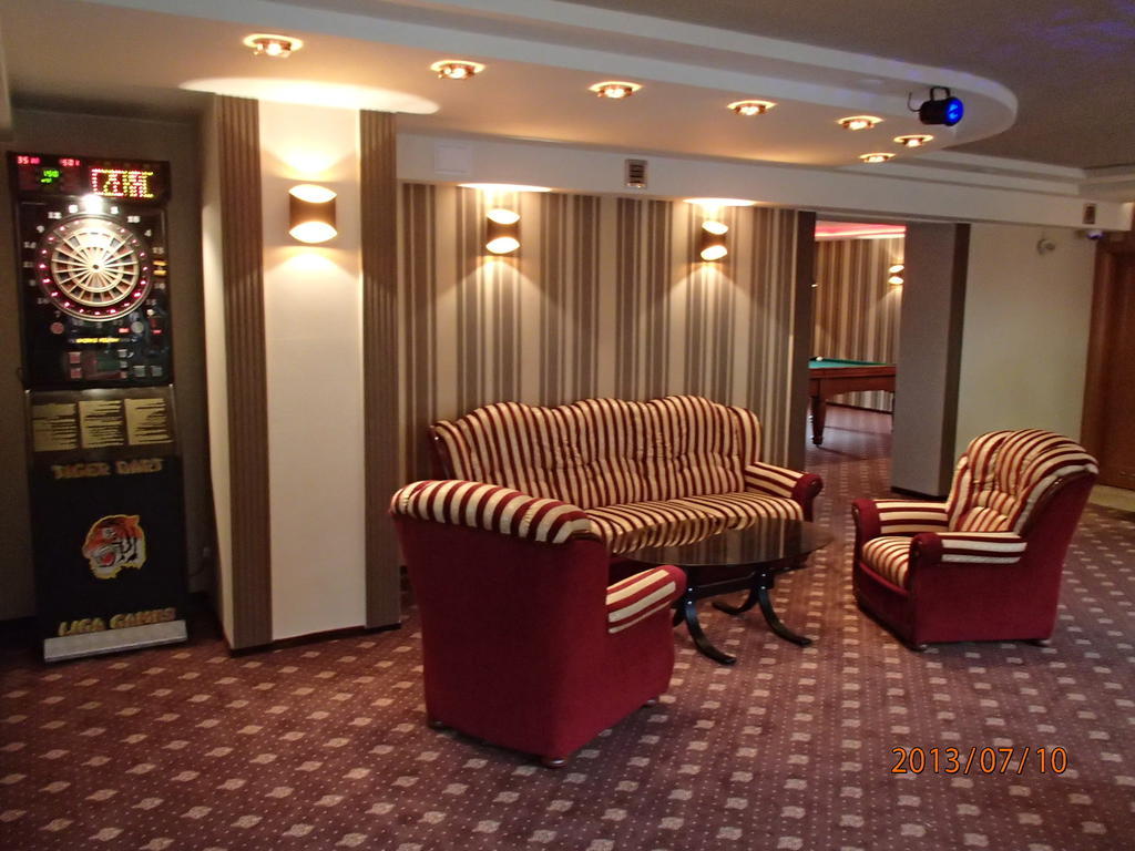 Hotel Morze Устка Екстериор снимка