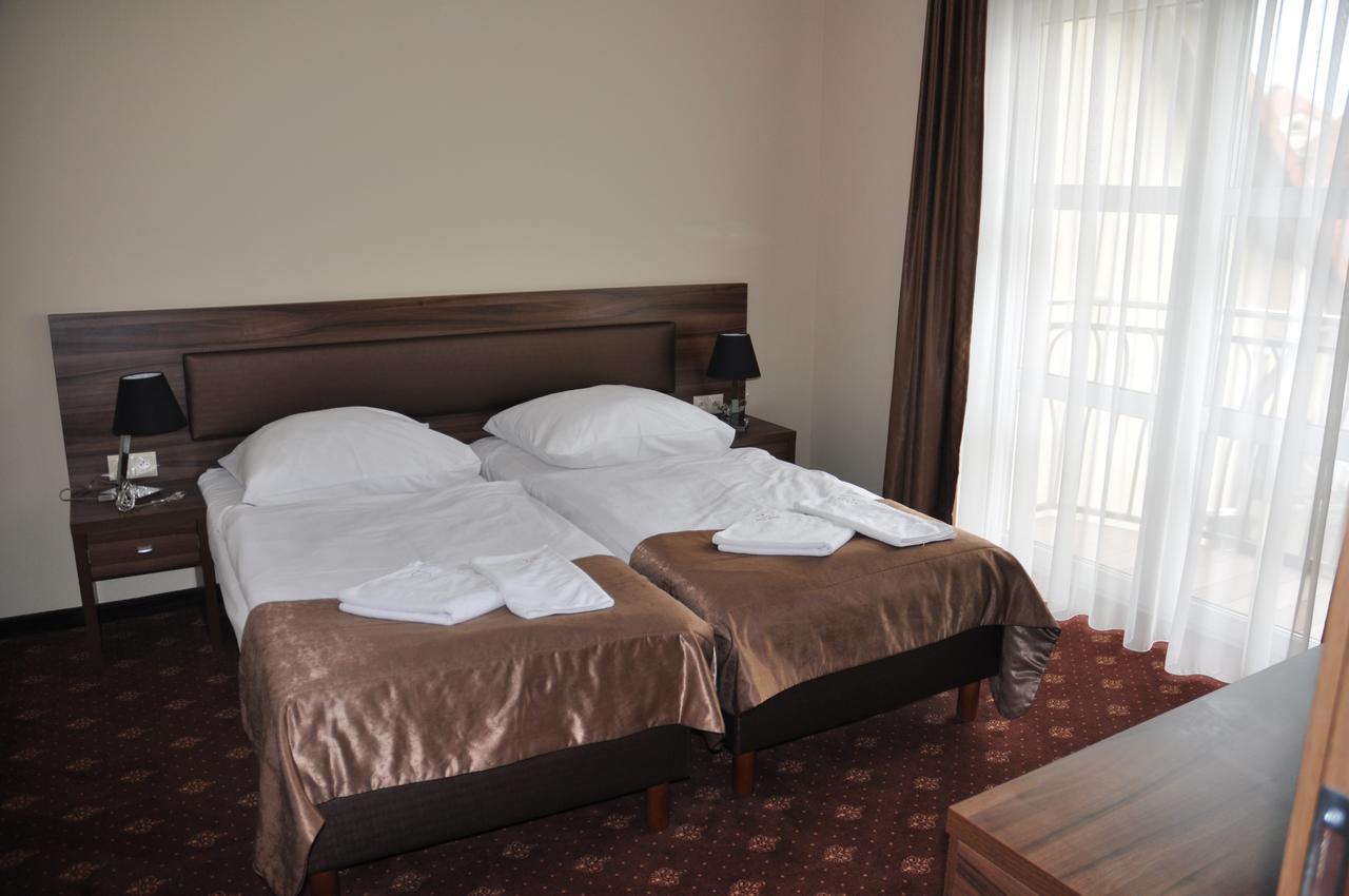 Hotel Morze Устка Екстериор снимка