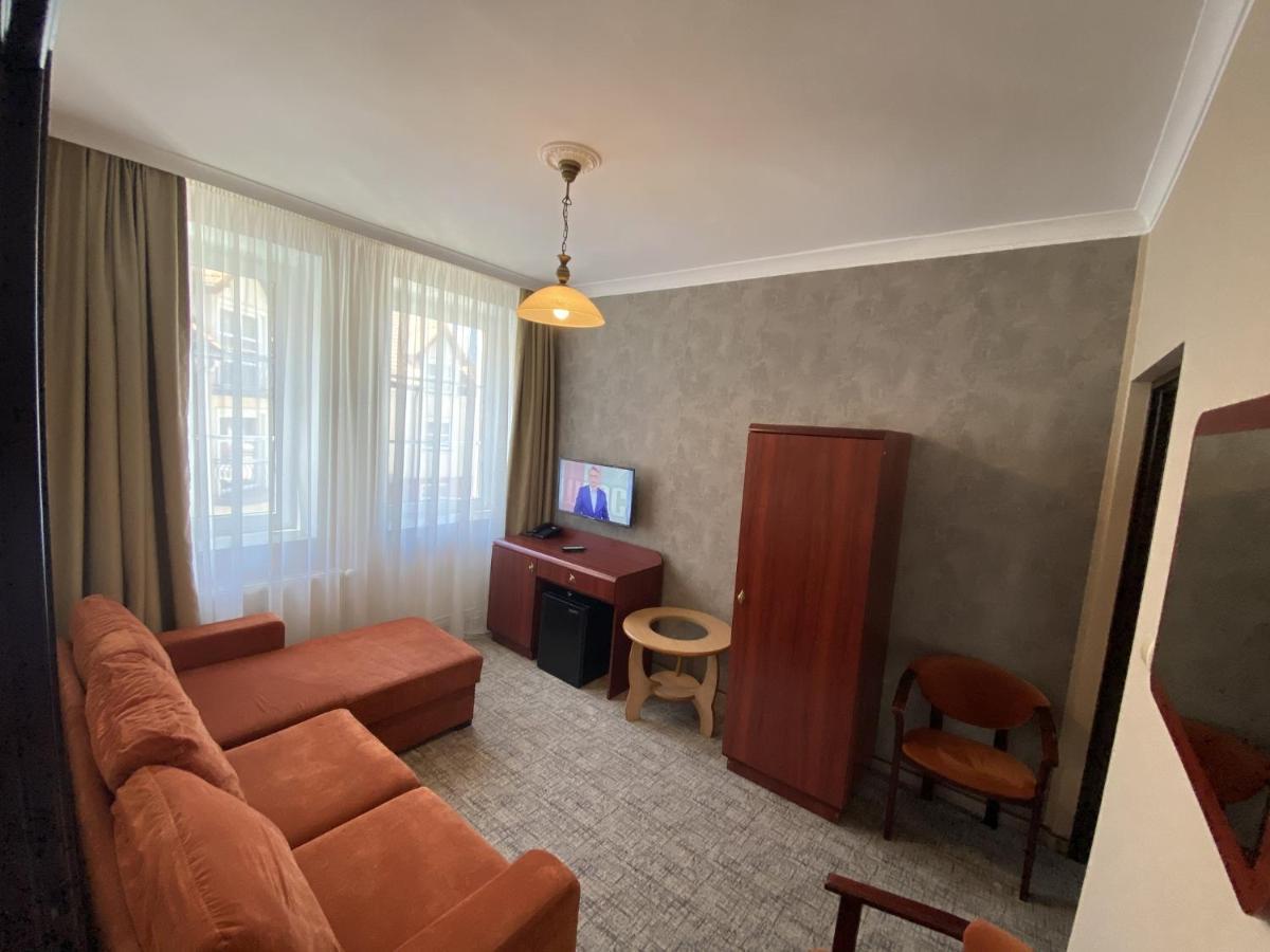 Hotel Morze Устка Екстериор снимка