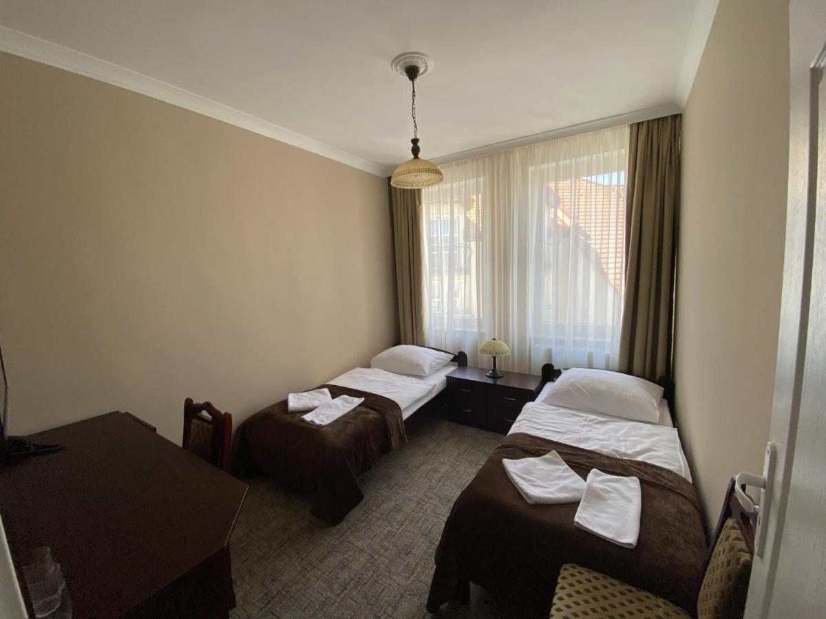 Hotel Morze Устка Екстериор снимка