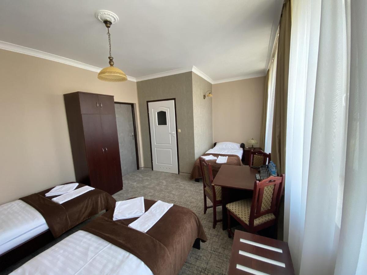 Hotel Morze Устка Екстериор снимка